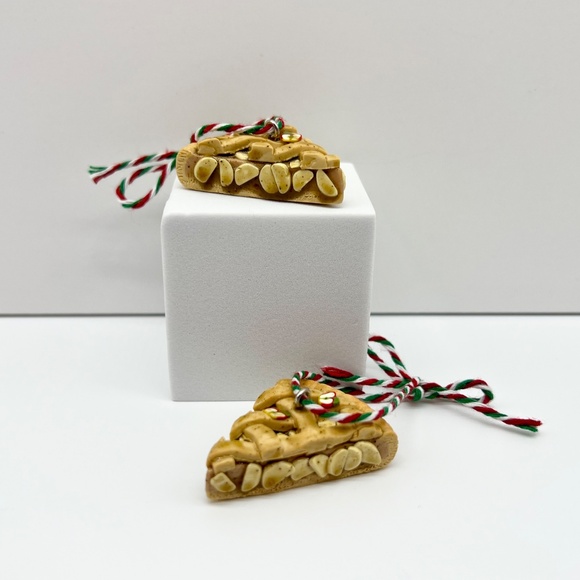 Applie Pie Christmas Ornament – Handmade Clay Dessert Tree Decoration - Picture 2 of 13